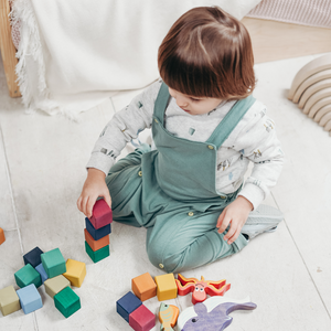 A gyerekek kihívást jelentő magatartásának támogatása Montessori módszerrel